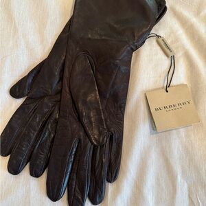 Women’s Burberry Leather Gloves